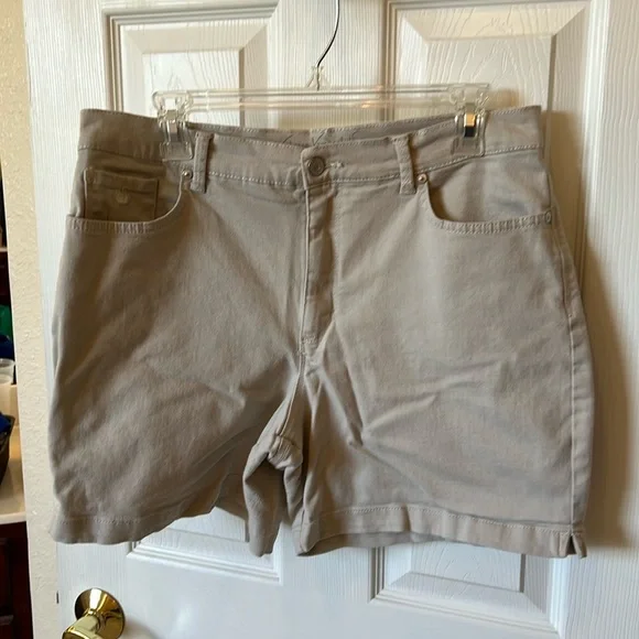 Gloria Vanderbilt Shorts Gloria Vanderbilt Allaround Slimming